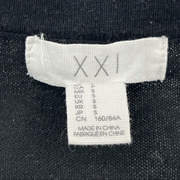 Forever 21 Black V-Neck Cardigan Size S - Picture 7 of 8